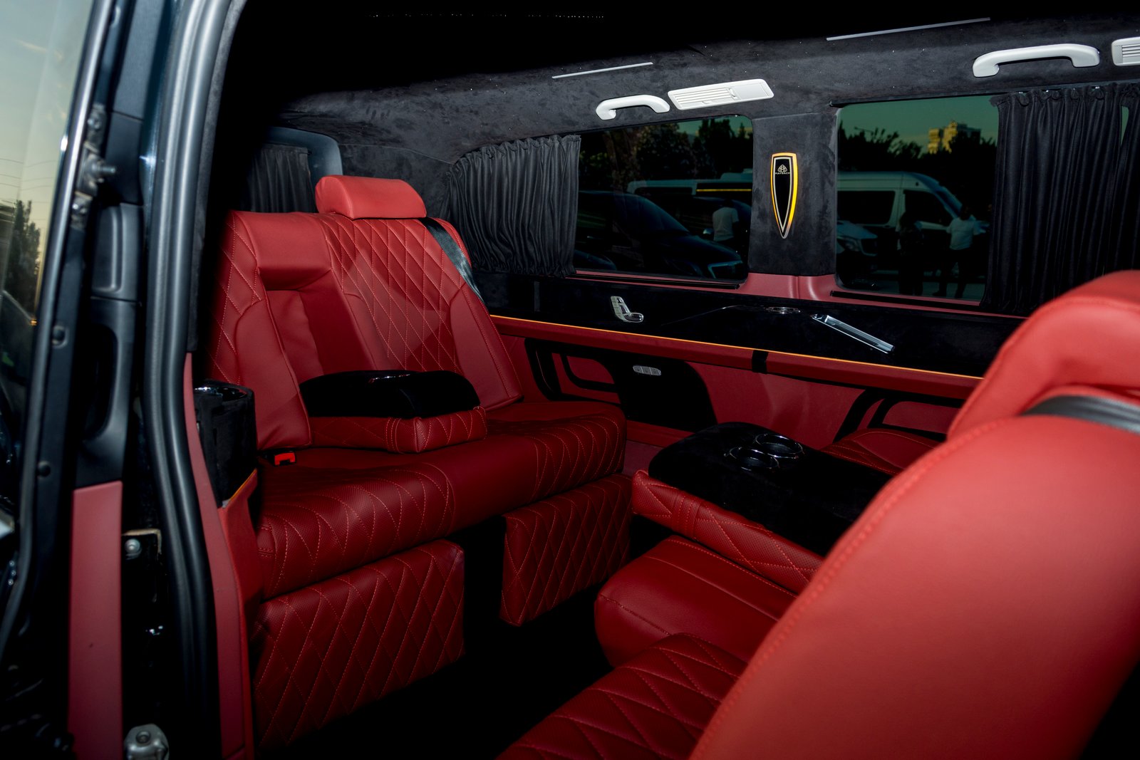 Antalya Şoförlü VIP Araç İçi