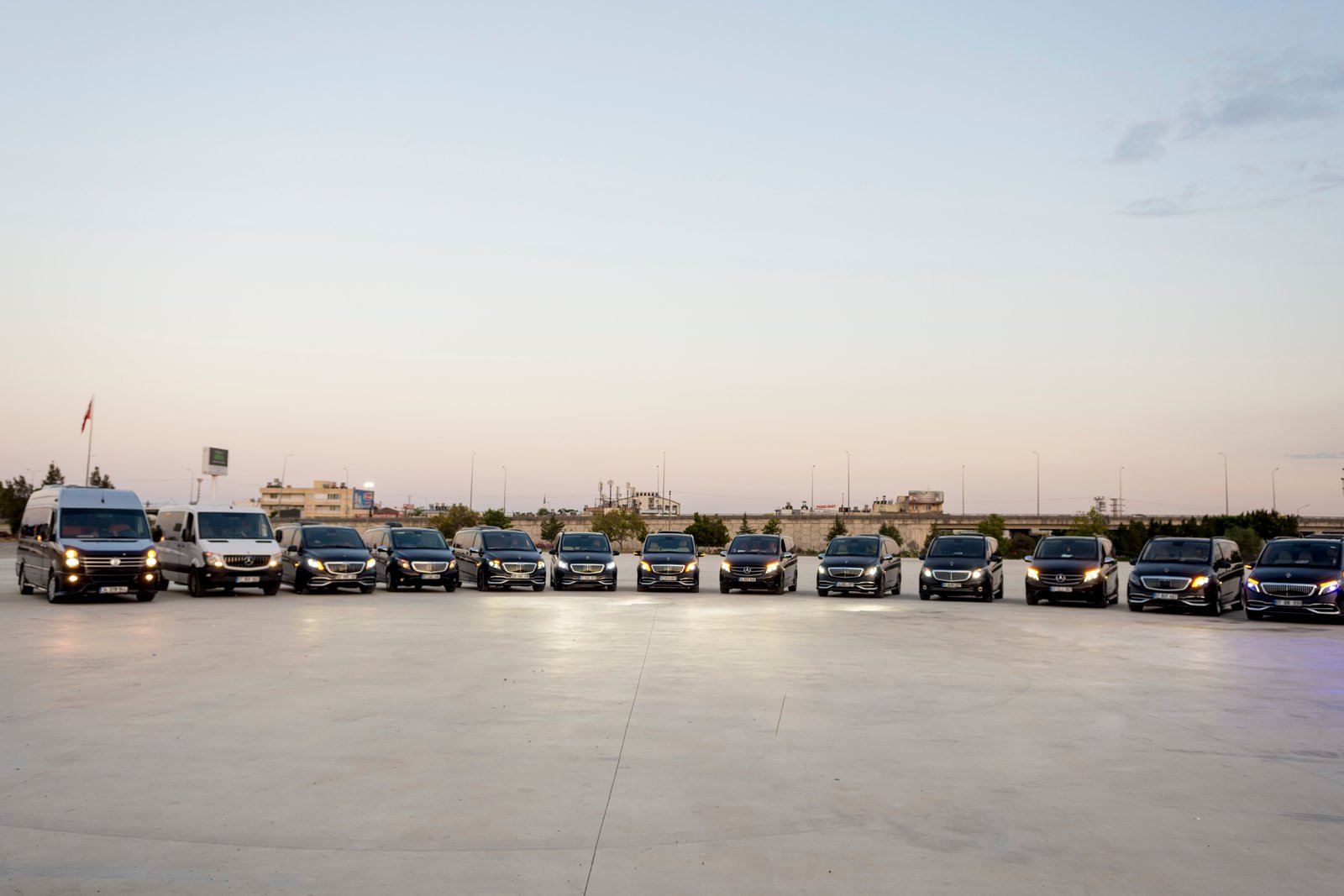 Antalya Şoförlü VIP Araç İçi